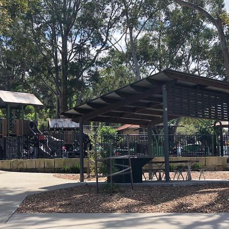 Exquisite Family Home +Parking, Close To Cbd Sydney Exterior foto